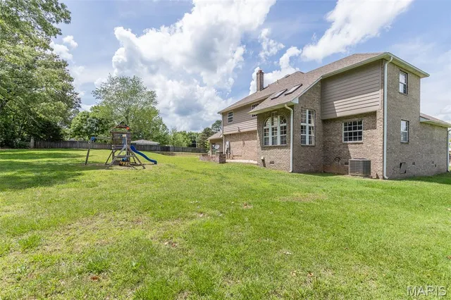 $549,000 | 5705 Lake Front Drive, Poplar Bluff, MO 63901