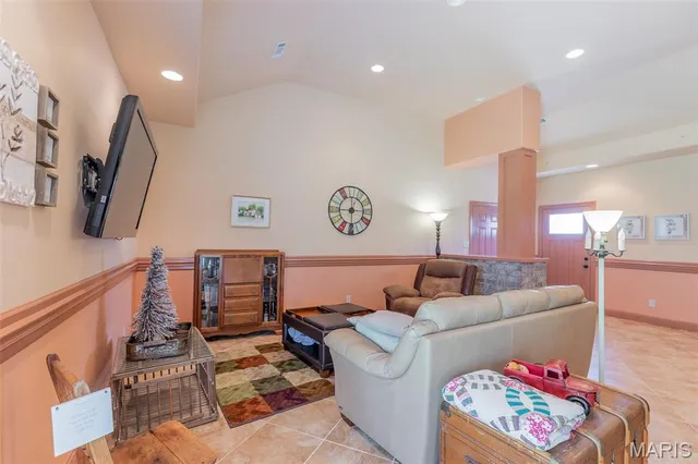 $549,000 | 5705 Lake Front Drive, Poplar Bluff, MO 63901