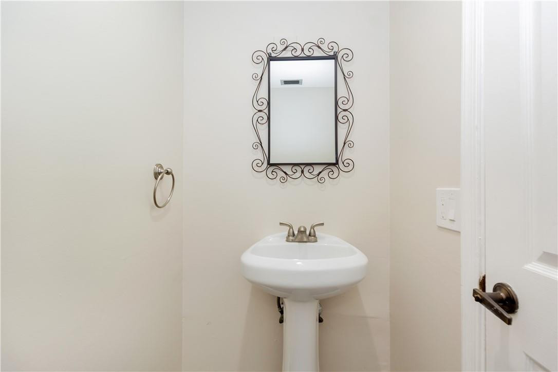 375 Canal Point North, Unit 1020 Delray Beach, FL 33444 - Photo 4 of 22 Photo 4