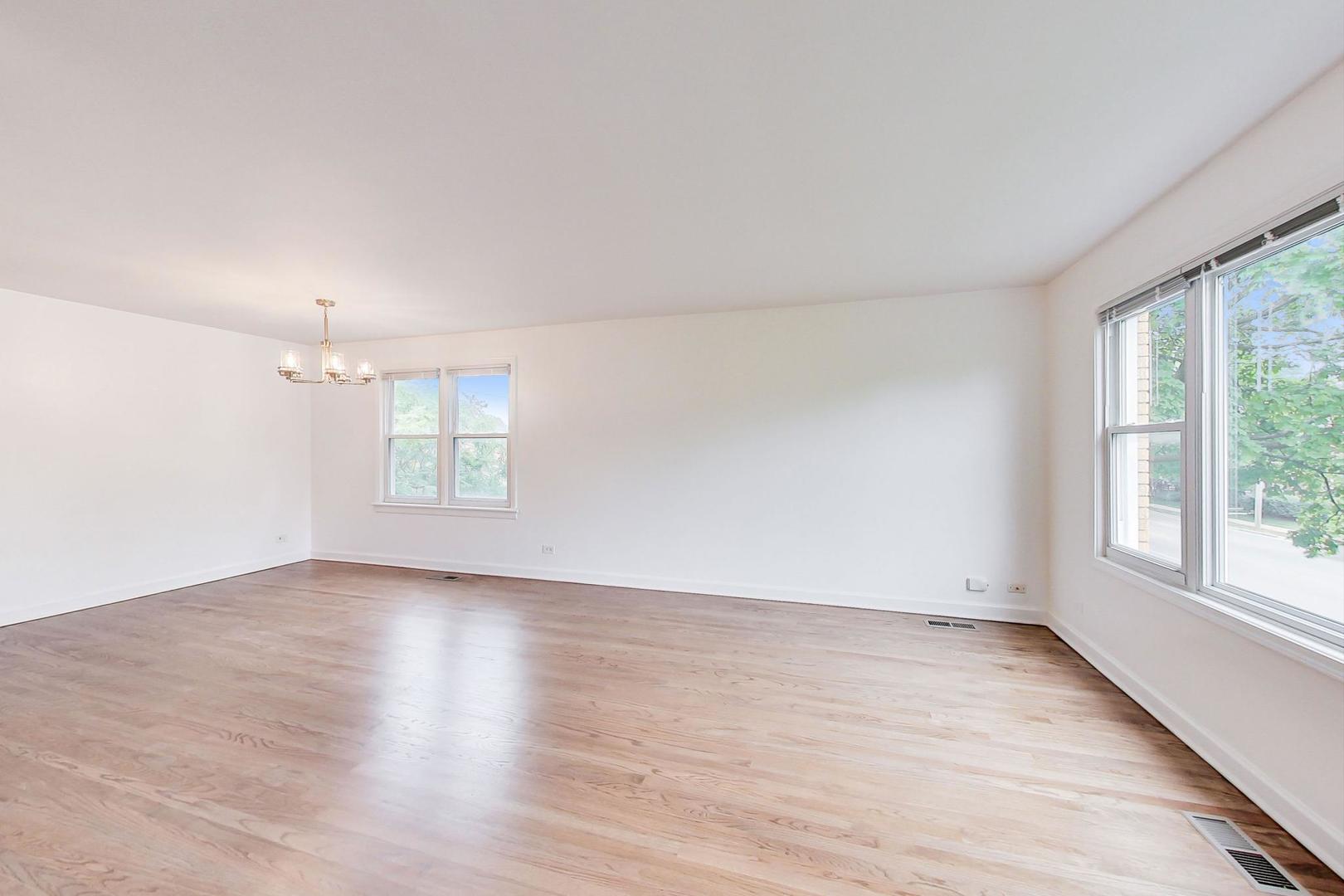3333 Church Street, Unit 2 Evanston, IL 60203 - Photo 4 of 20