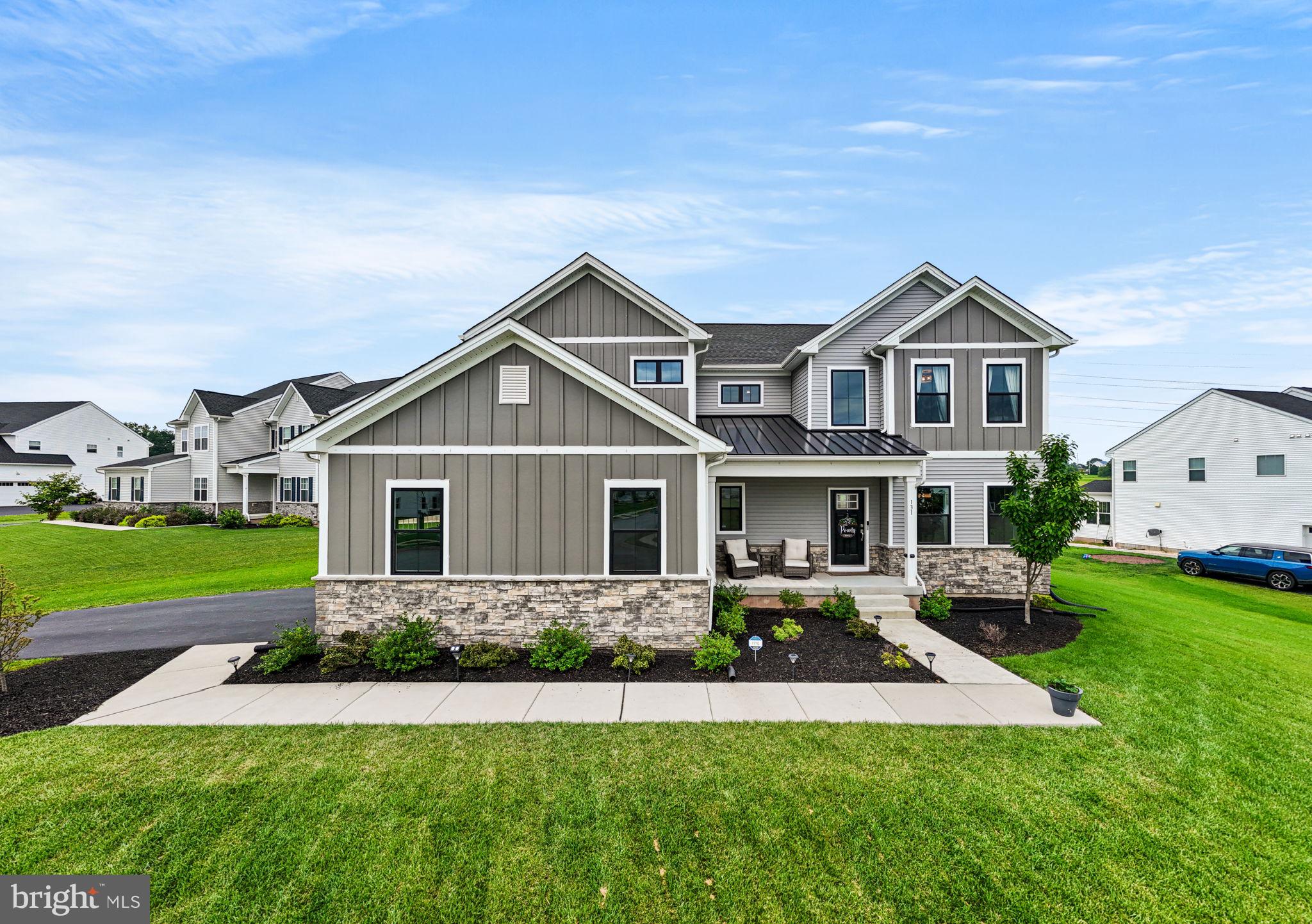 Welcome Home! 131 Violet Way