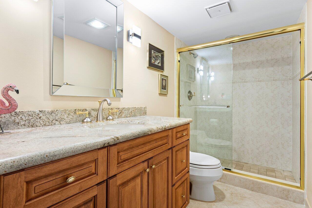 4740 South Ocean Boulevard, Unit 1515 Boca Raton, FL 33487 - Photo 16 of 56 Bathroom