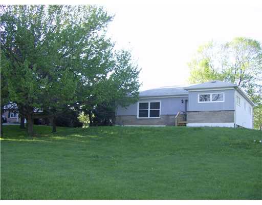 612 Moon Clinton Road Coraopolis, PA 15108 - Photo 1 of 9 Exterior Front.
