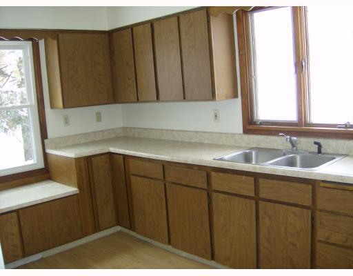 612 Moon Clinton Road Coraopolis, PA 15108 - Photo 4 of 9 Kitchen. Kitchen View #2!