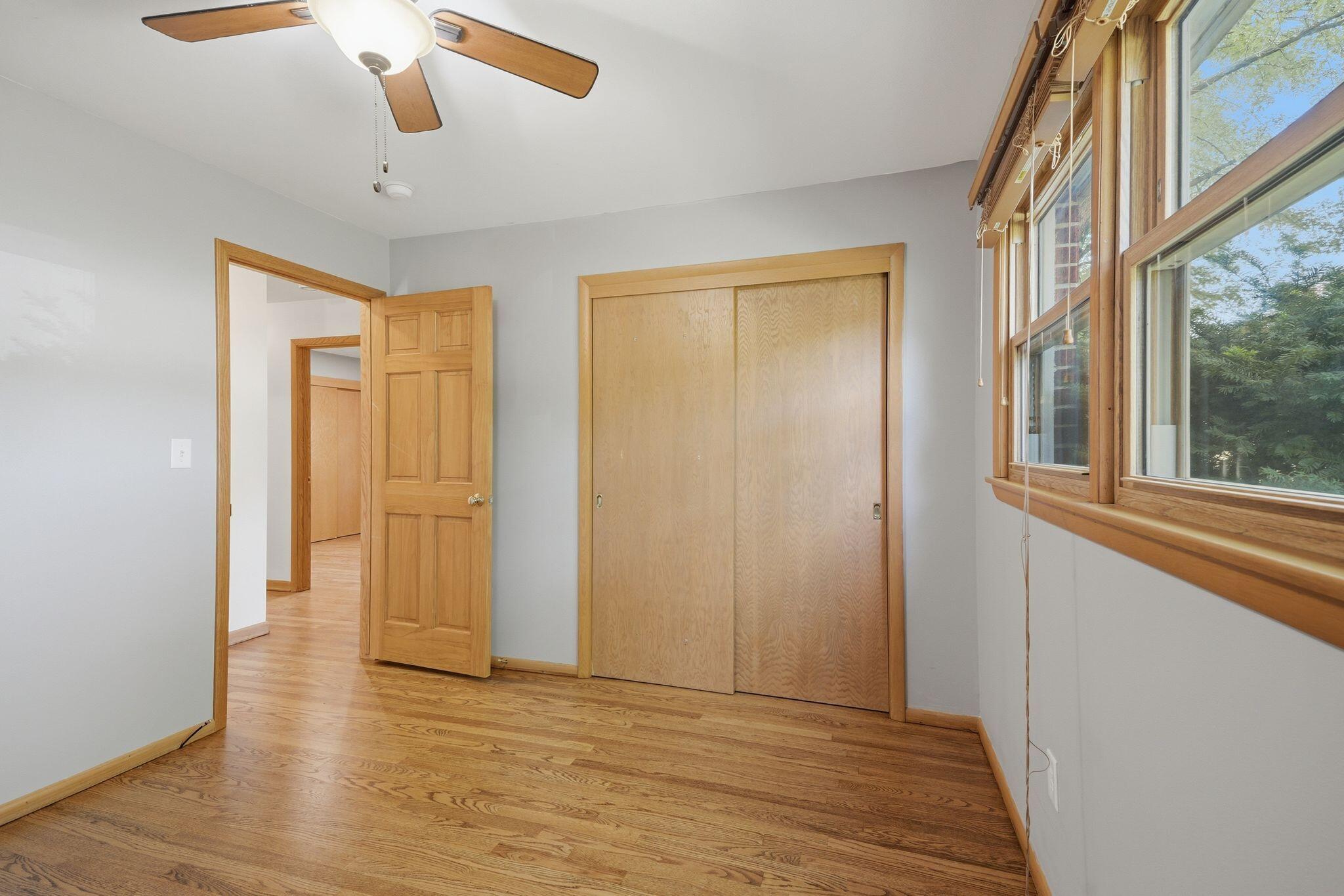 16730 Willow Ridge Lane Brookfield, WI 53005 - Photo 18 of 35 71526_16730_Willow_Ridge_Lane_Brookfield