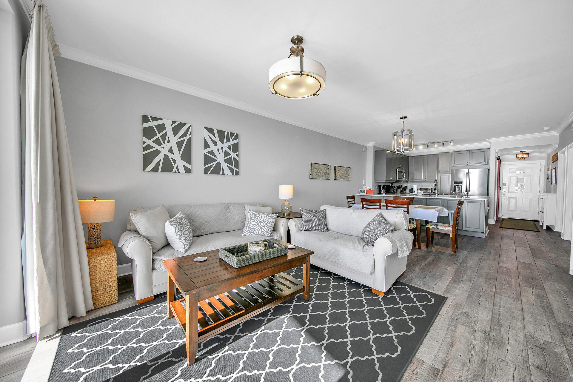 10519 Front Beach Road, Unit 1802B Panama City Beach, FL 32408 - Photo 15 of 32 Living Room