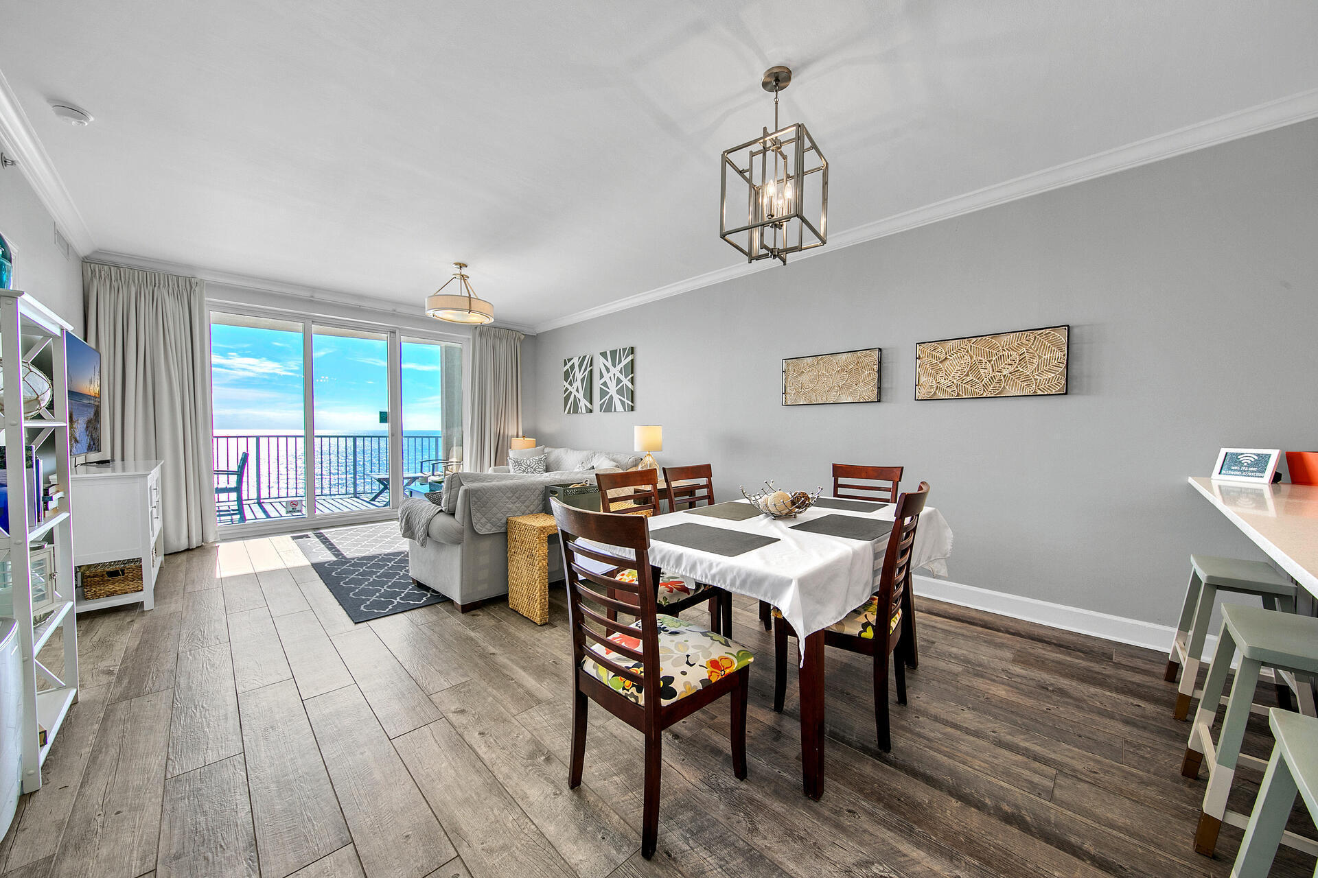10519 Front Beach Road, Unit 1802B Panama City Beach, FL 32408 - Photo 16 of 32 Dining area