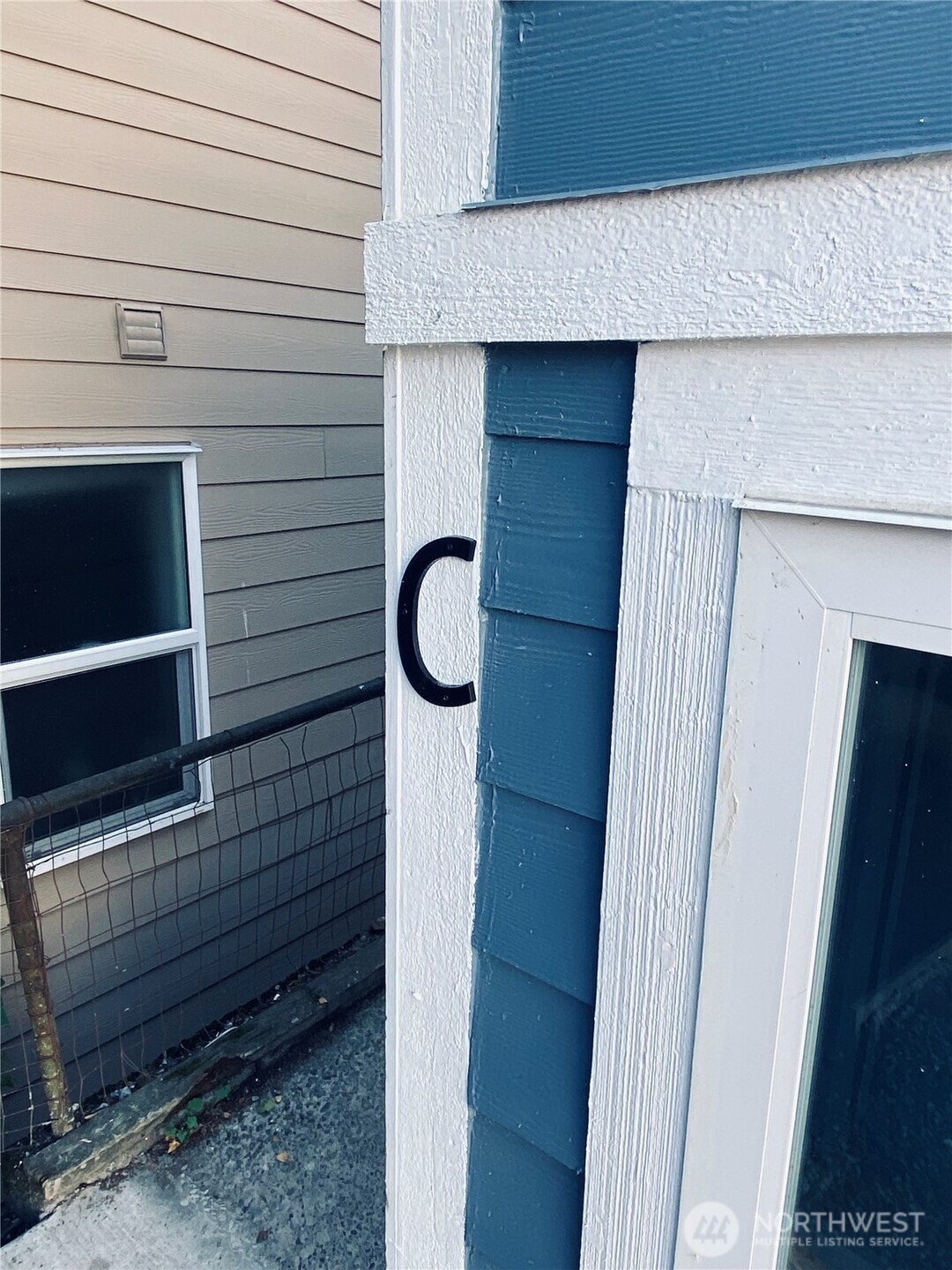3405 Rockefeller Avenue, Unit C Everett, WA 98201 - Photo 12 of 15 a close view of walk in closet