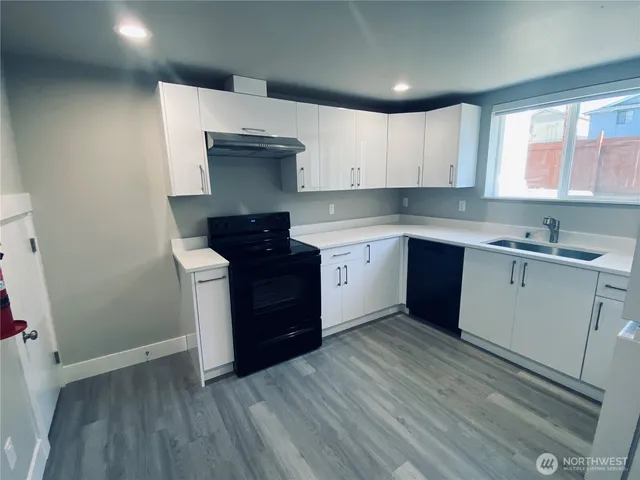 $1,400 | 3405 Rockefeller Avenue, Unit C, Everett, WA 98201