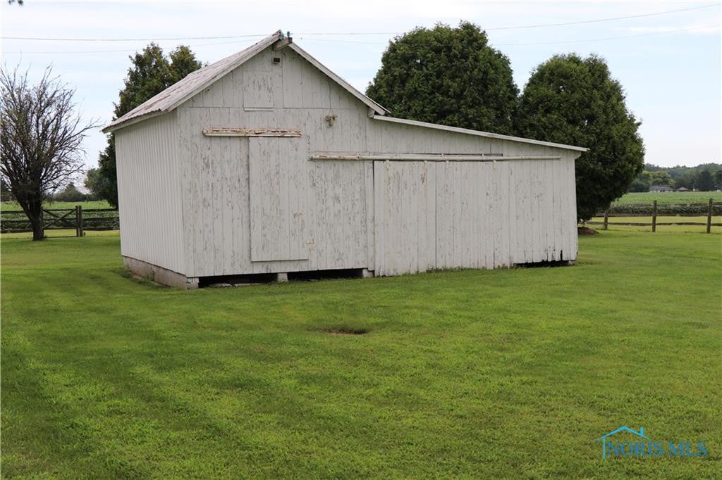 1433 South Lathrop Road Swanton, OH 43558 - Photo 6 of 27 Gallery Image 6
