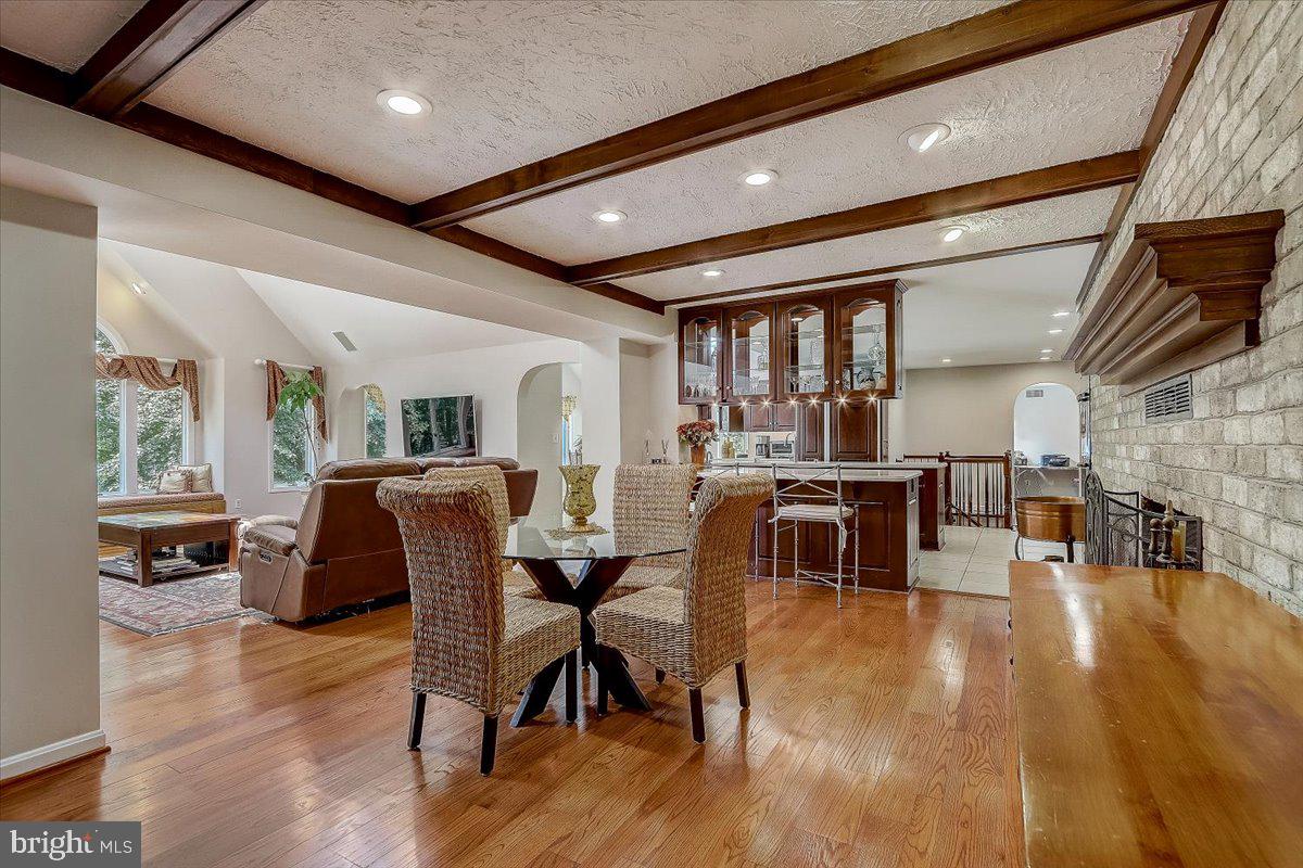 1754 Gablehammer Road Westminster, MD 21157 - Photo 16 of 91 Open Kitchen w/ Breakfast Area
