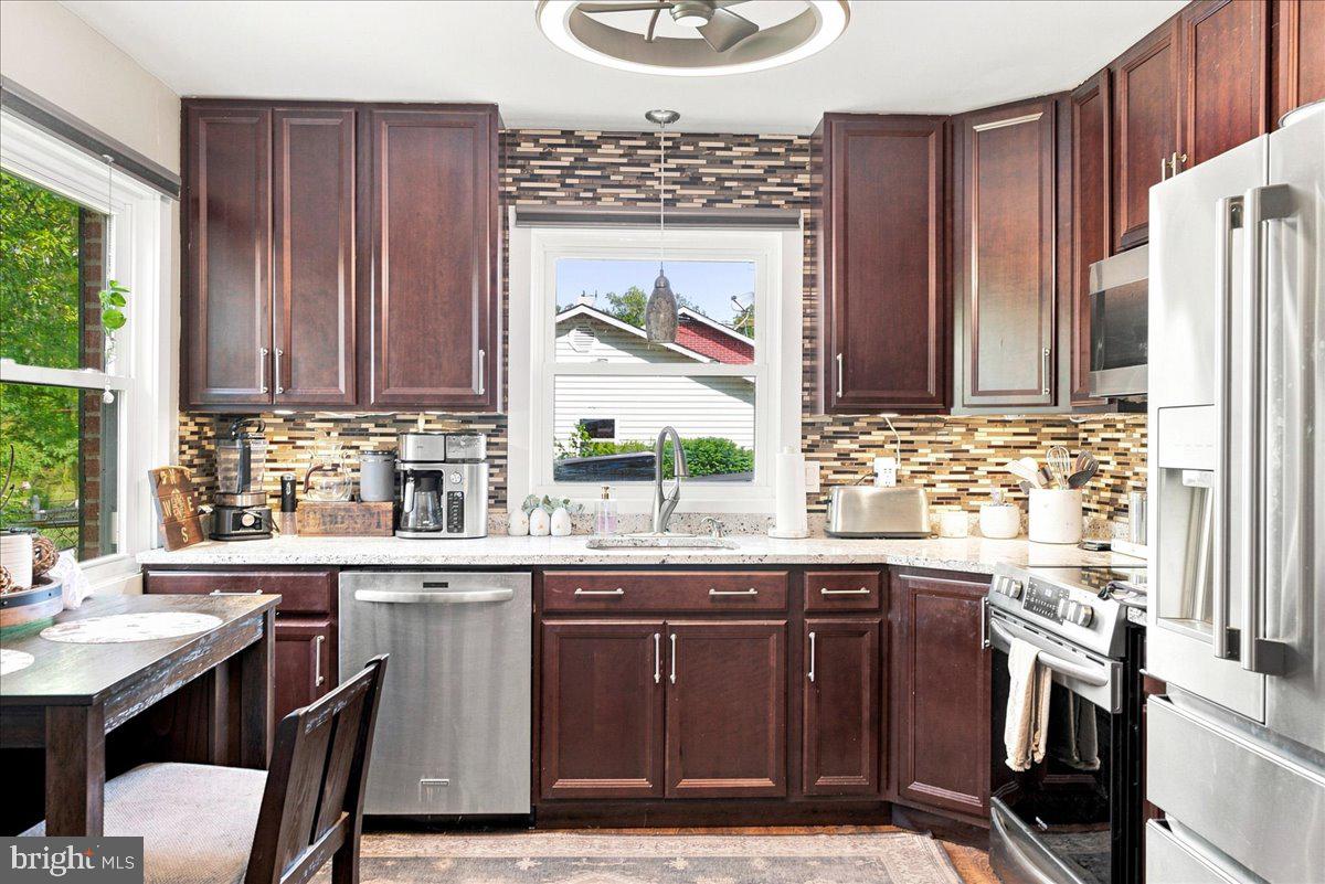 1810 Chapel Road Middletown, VA 22645 - Photo 8 of 53 Gallery Image 8