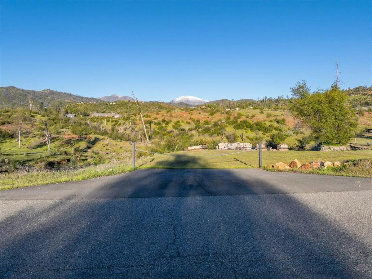10080 Tilton Mine Road Redding, CA 96001 - Photo 3 of 9 tempImageTaDh9U