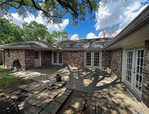 $469,000 | 4501 Waycross Drive, Houston, TX 77035
