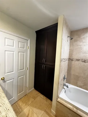 $469,000 | 4501 Waycross Drive, Houston, TX 77035