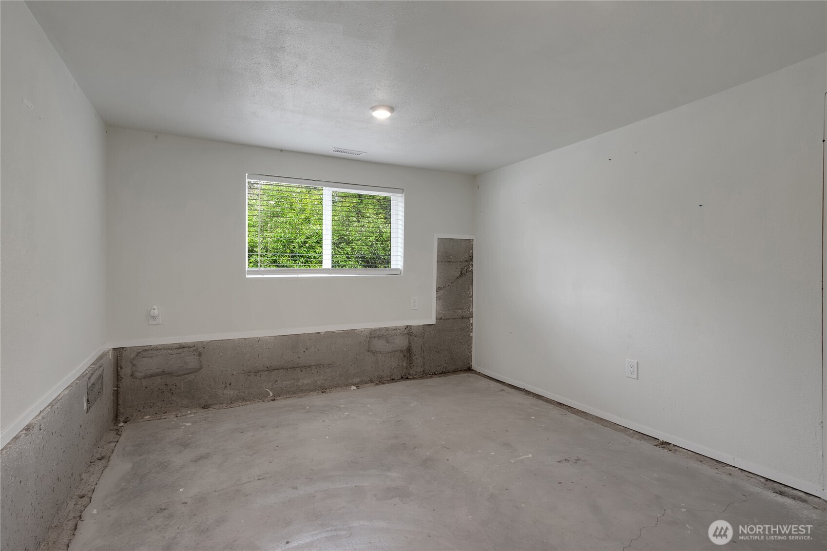 12311 Holtz Road East Eatonville, WA 98328 - Photo 16 of 34