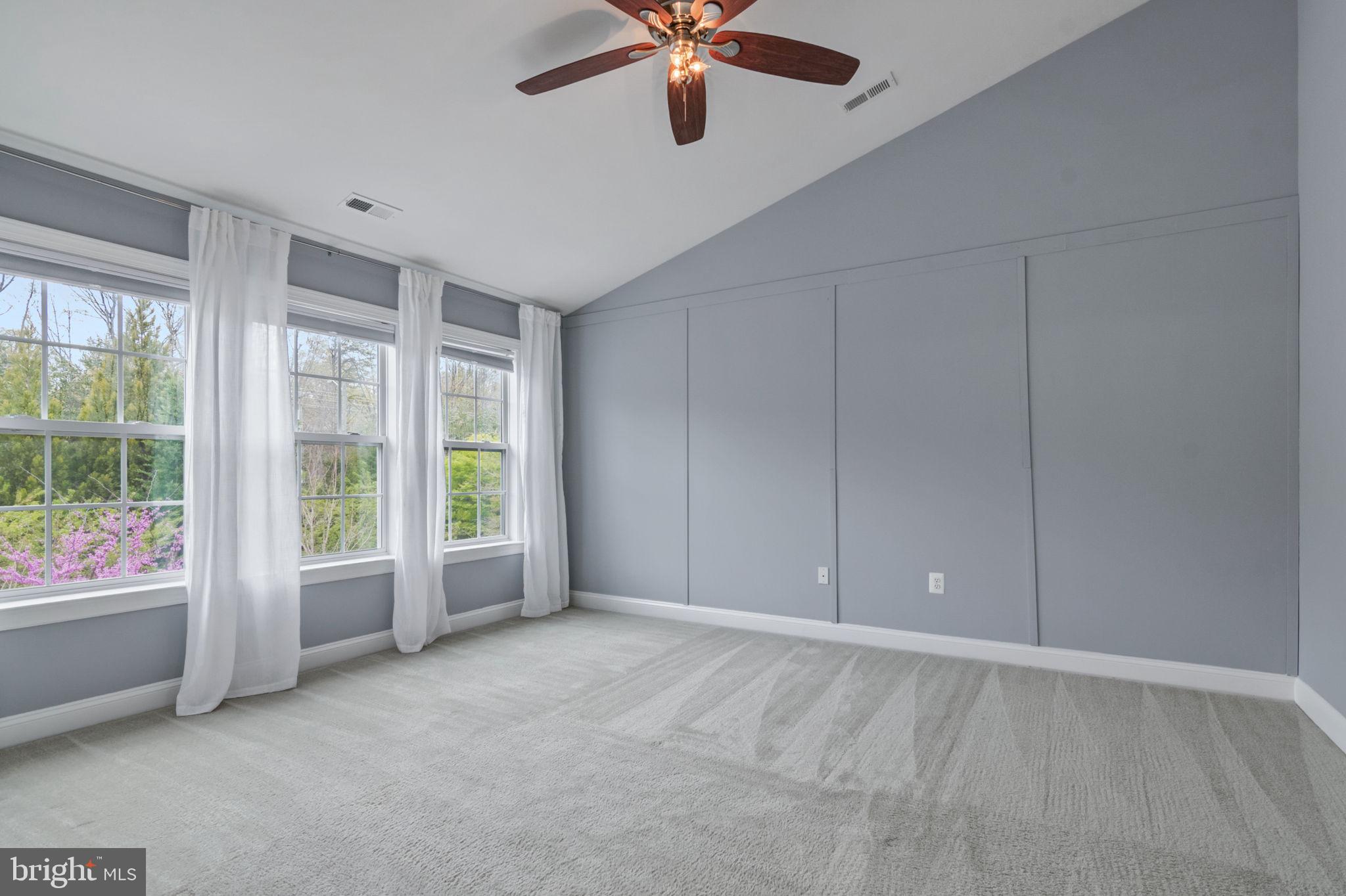 5893 Riverside Drive Woodbridge, VA 22193 - Photo 14 of 36 a view of an empty room with a window