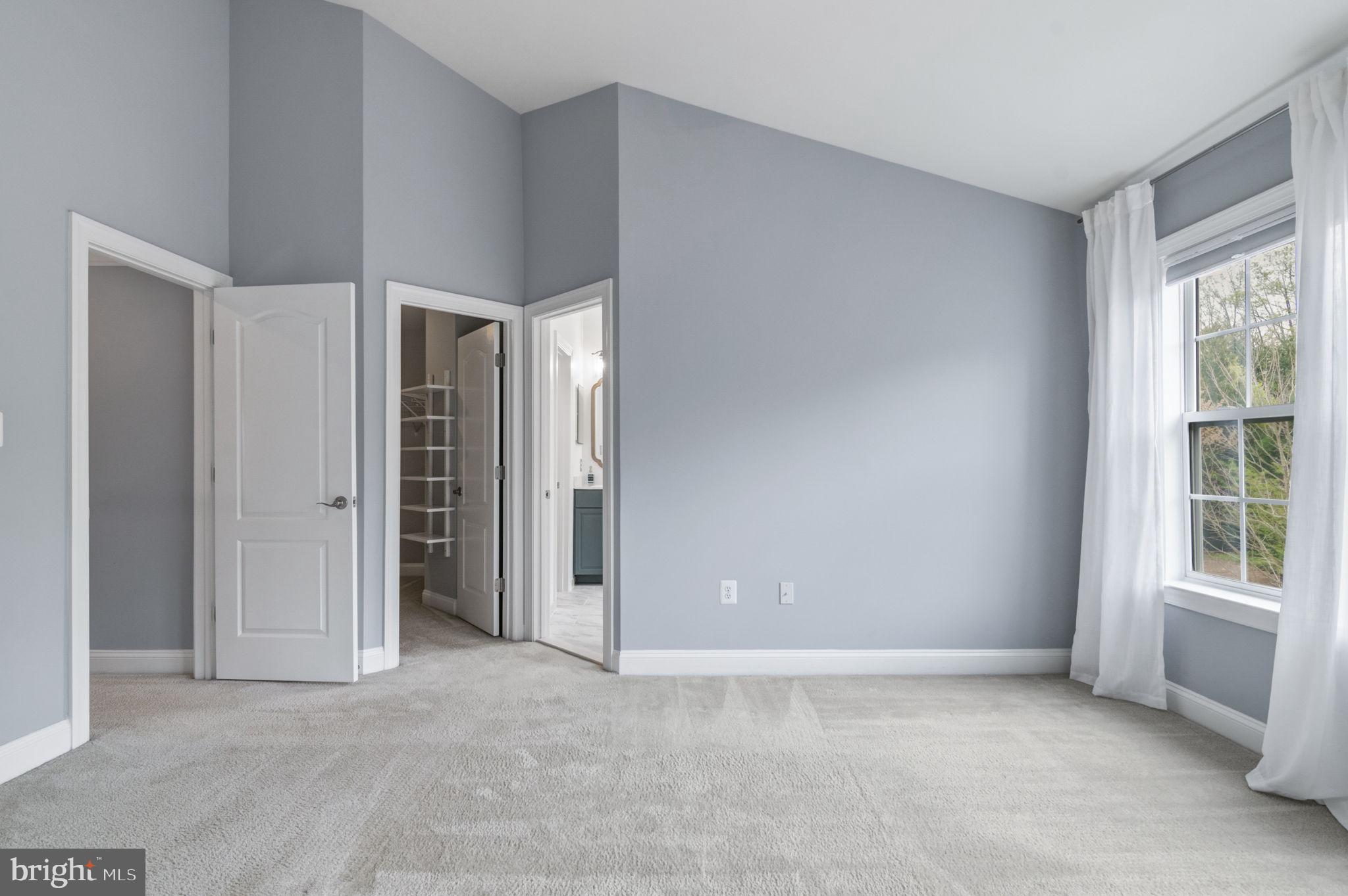 5893 Riverside Drive Woodbridge, VA 22193 - Photo 15 of 36 a view of an empty room with a window