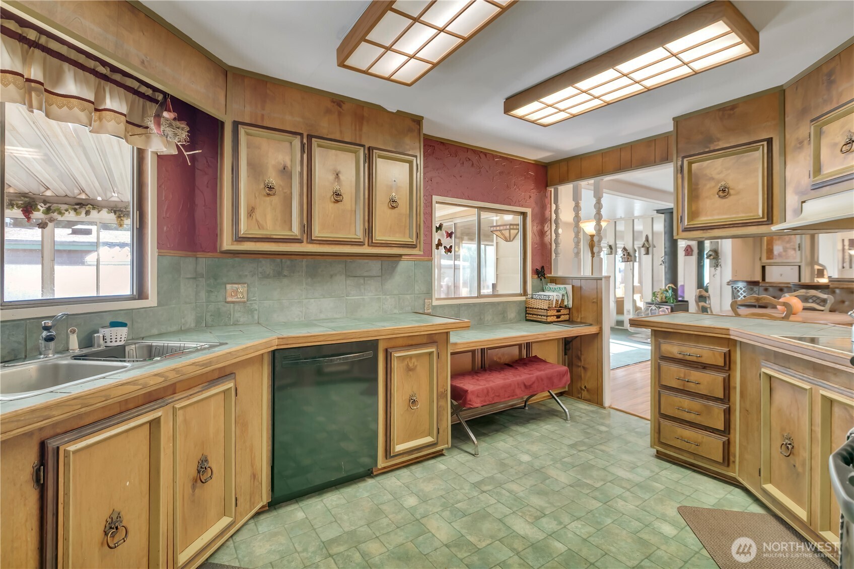 2500 South 370th Street, Unit 117 Federal Way, WA 98003 - Photo 7 of 40