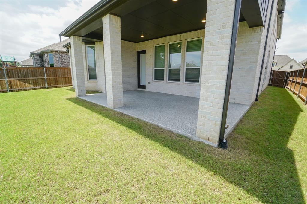 1309 Old Rocksprings Pass Mansfield, TX 76063 - Photo 30 of 36