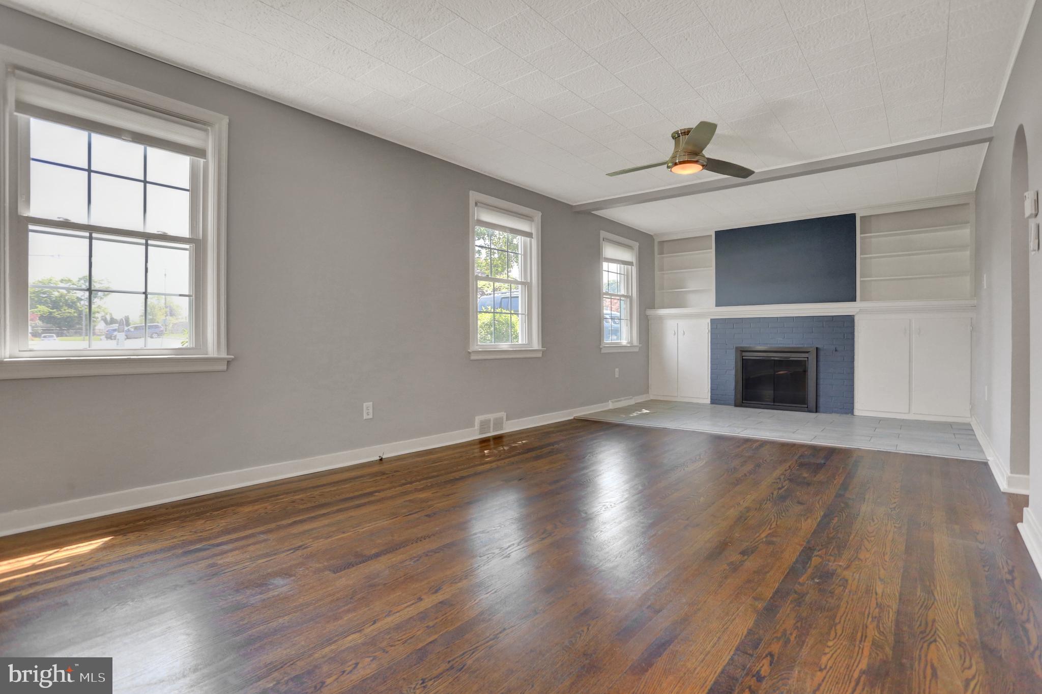 148 Edgewood Road York, PA 17402 - Photo 11 of 26 Gallery Image 11