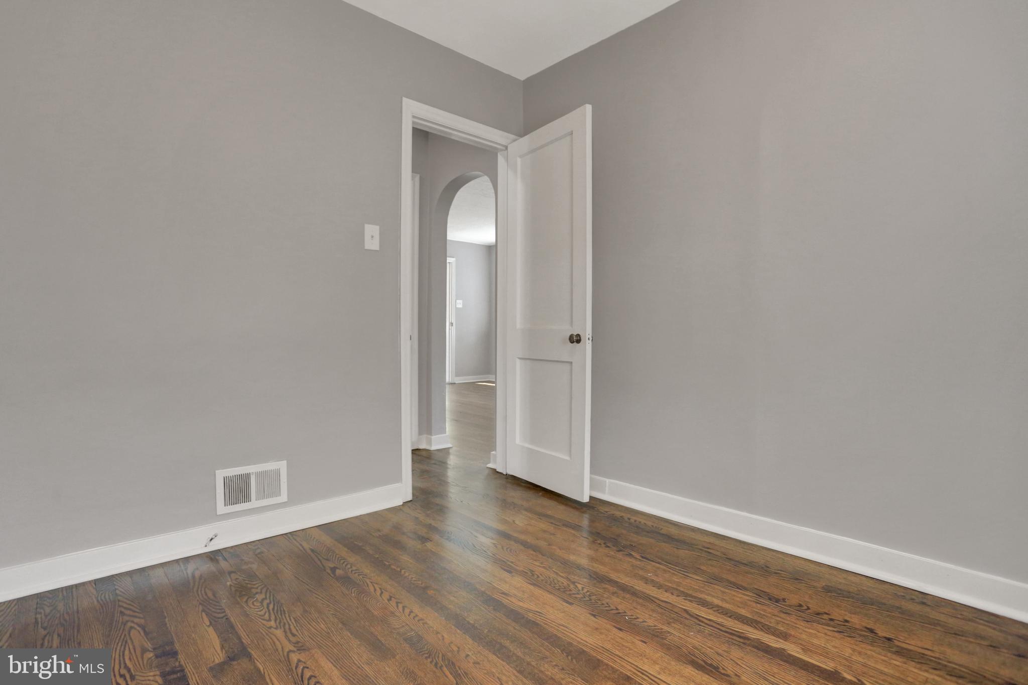 148 Edgewood Road York, PA 17402 - Photo 16 of 26 Gallery Image 16
