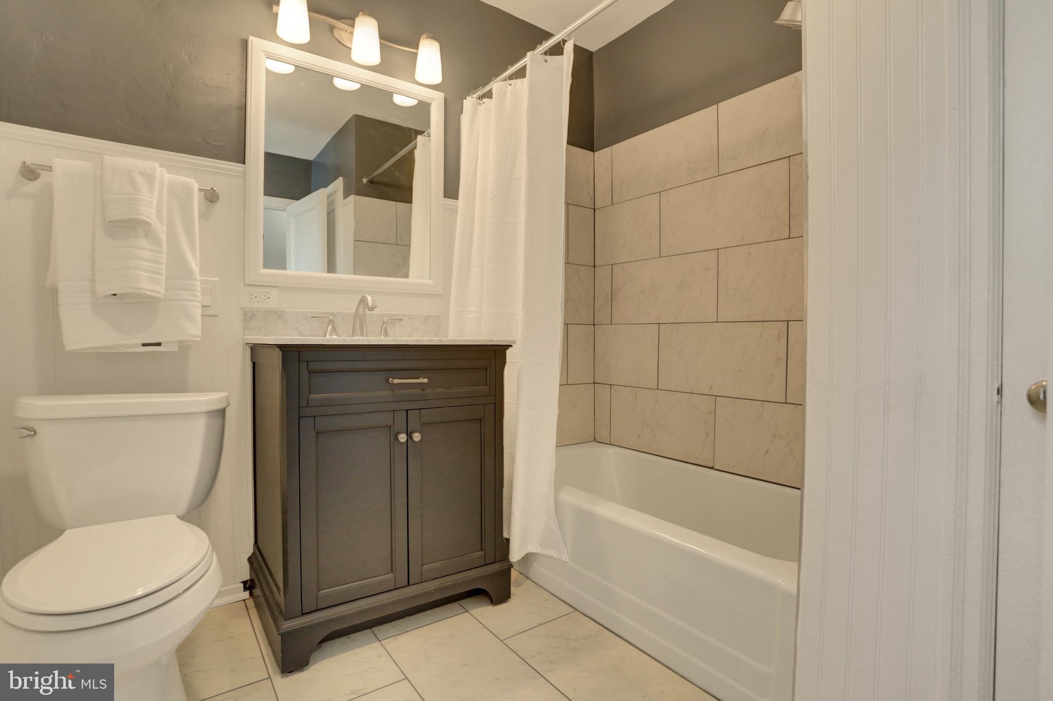 148 Edgewood Road York, PA 17402 - Photo 17 of 26 Gallery Image 17