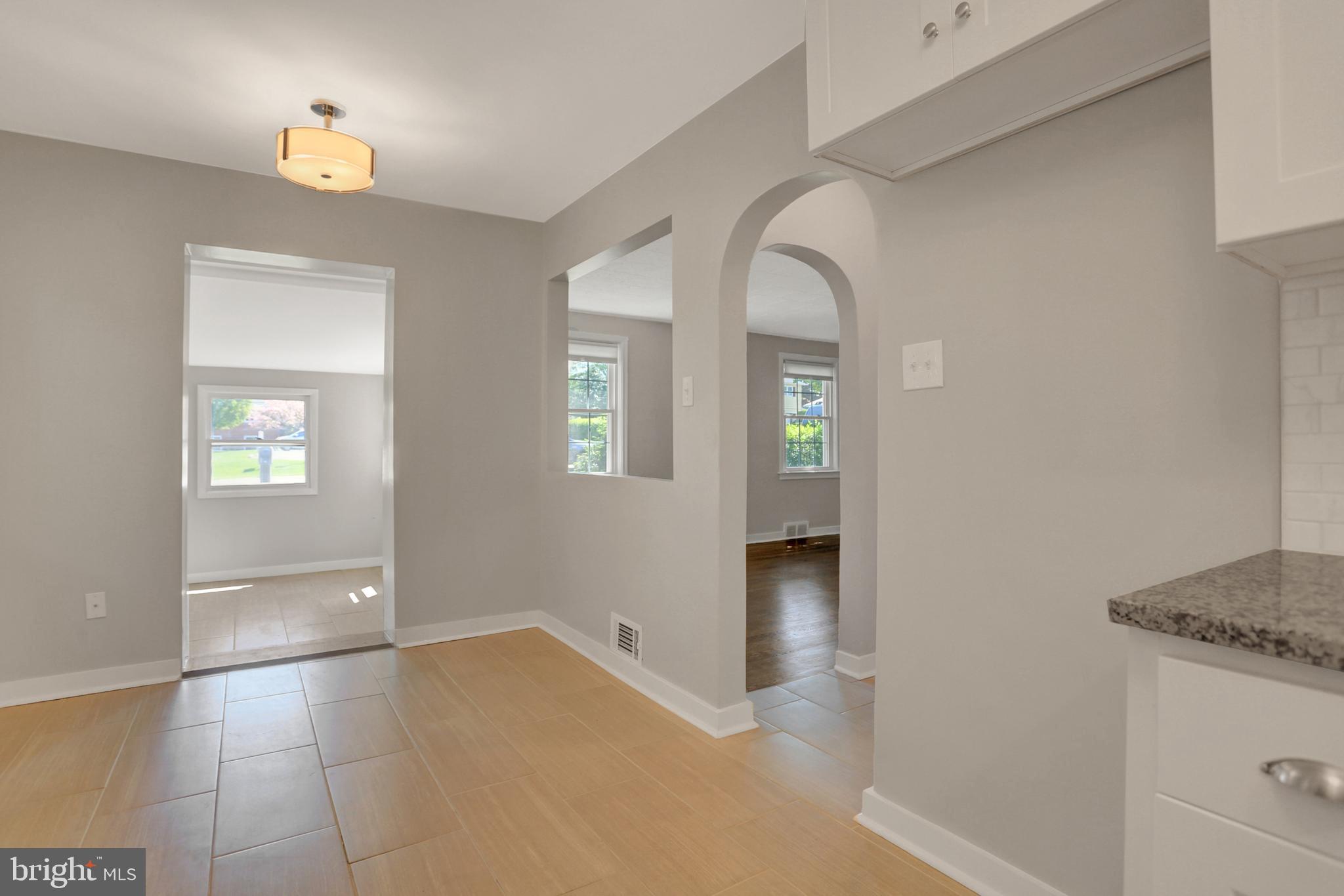 148 Edgewood Road York, PA 17402 - Photo 6 of 26 Gallery Image 6