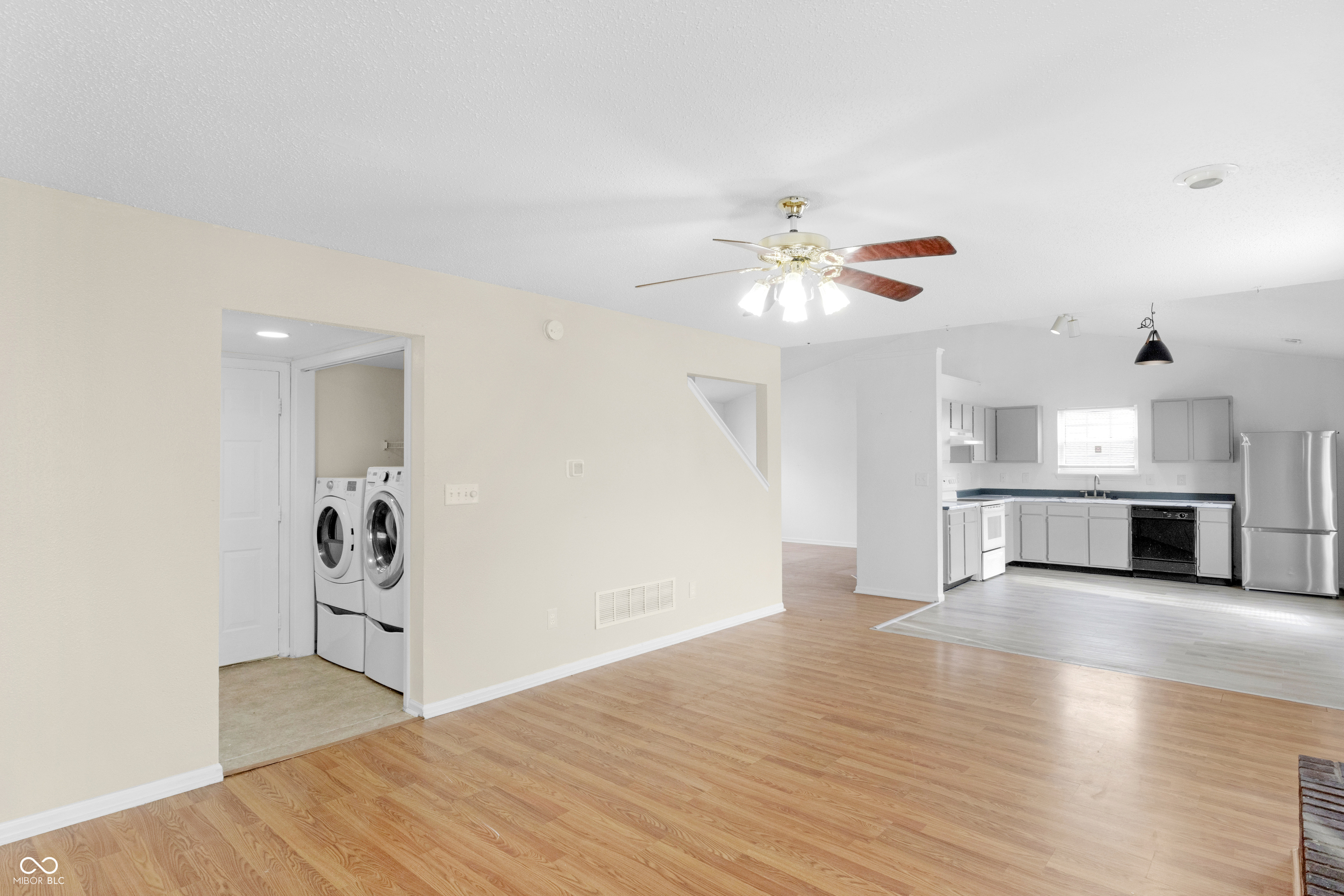 5234 Melbourne Road Indianapolis, IN 46228 - Photo 7 of 40