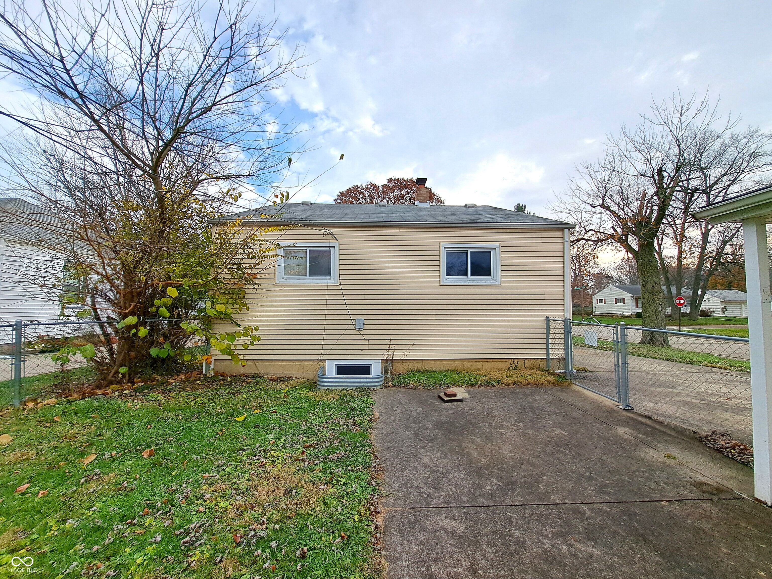 1506 North Kenmore Road Indianapolis, IN 46219 - Photo 19 of 23 Gallery Image 19