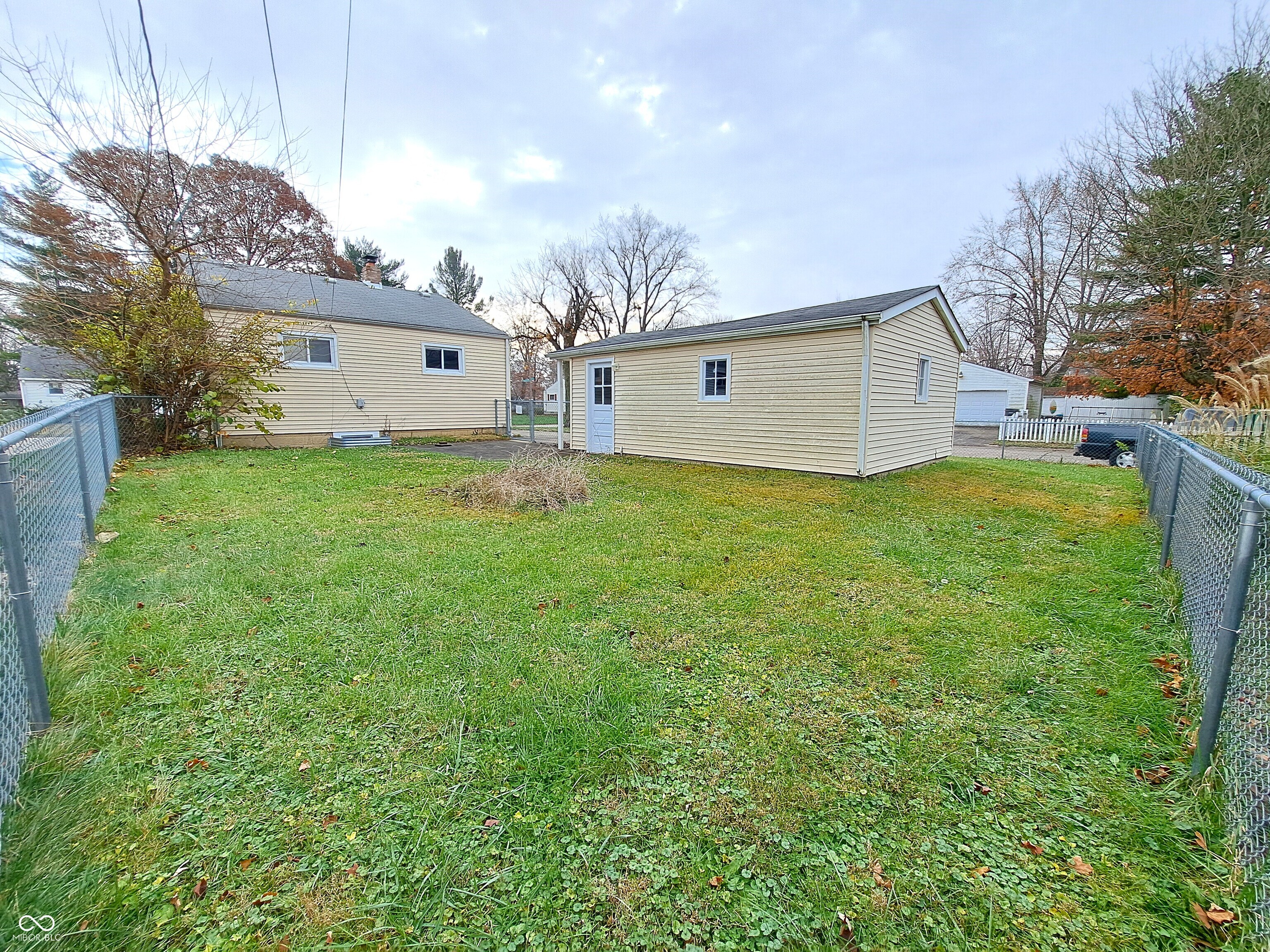 1506 North Kenmore Road Indianapolis, IN 46219 - Photo 20 of 23 Gallery Image 20