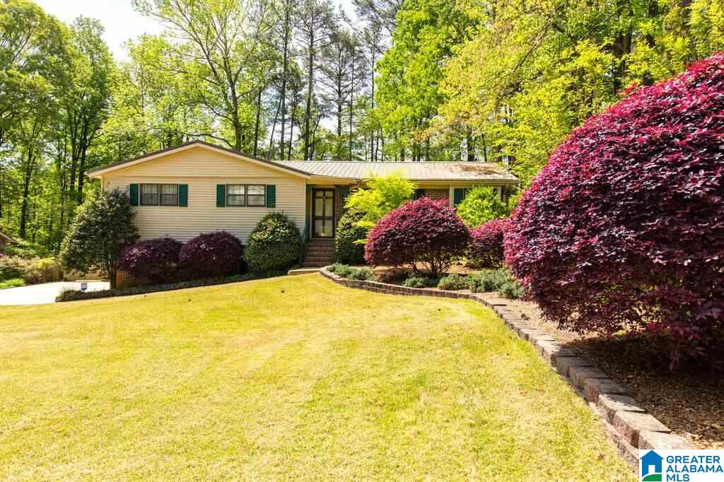 3429 Rock Ridge Circle Birmingham, AL 35210 - Photo 2 of 49
