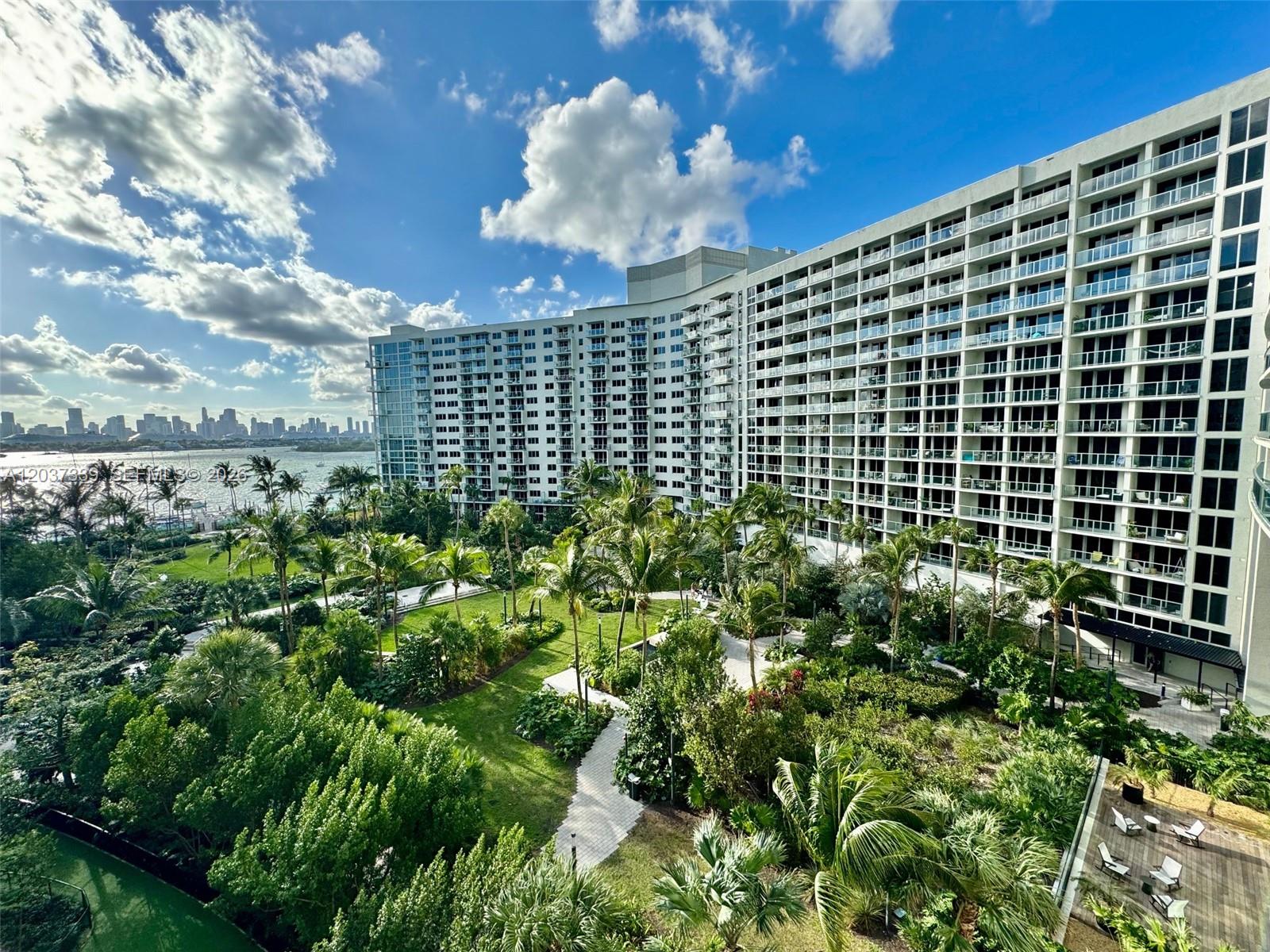 1500 Bay Road, Unit 338S Miami Beach, FL 33139 - Photo 29 of 35