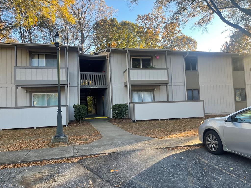 2270 Sunderland Road, Unit 12A Winston-Salem, NC 27103 - Photo 1 of 38
