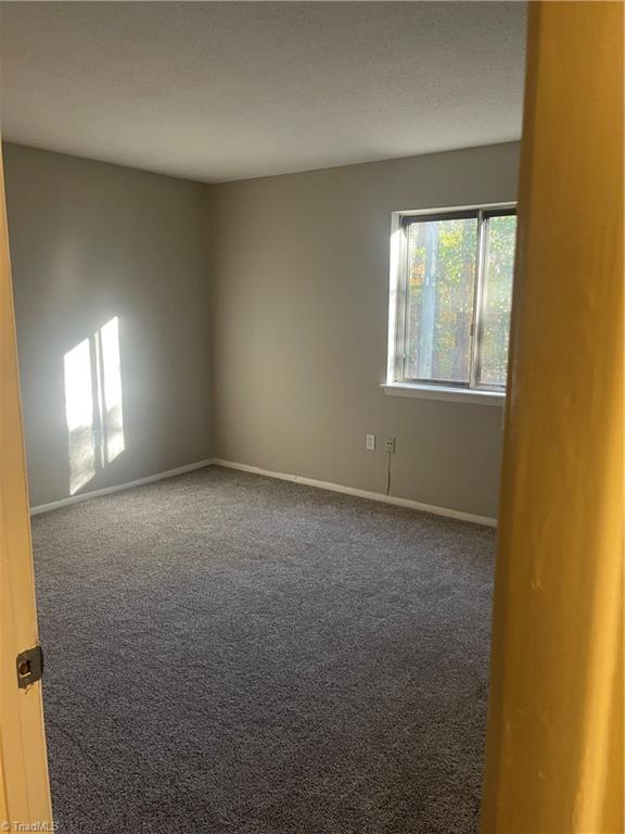 2270 Sunderland Road, Unit 12A Winston-Salem, NC 27103 - Photo 16 of 38 PRIMARY BEDROOM