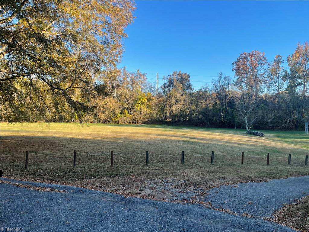 2270 Sunderland Road, Unit 12A Winston-Salem, NC 27103 - Photo 37 of 38 RECREATIONAL AREA