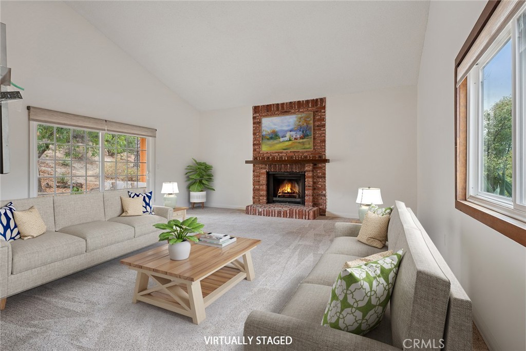 7254 Studio Road Canoga Park, CA 91304 - Photo 2 of 22