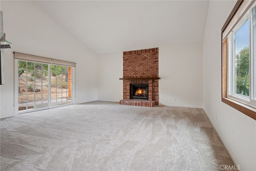 7254 Studio Road Canoga Park, CA 91304 - Photo 3 of 22
