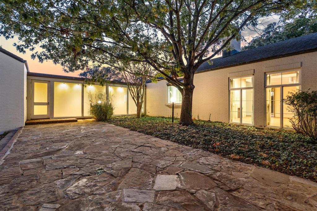 3906 Highland Drive Denison, TX 75020 - Photo 5 of 40 a view of a house with a backyard