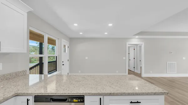 $349,900 | 2496 Old York Highway, Dunlap, TN 37327