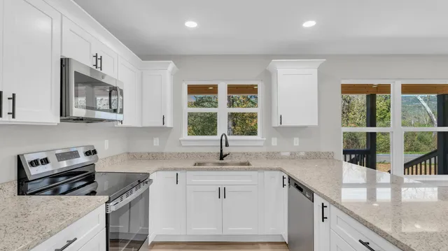 $359,900 | 2496 Old York Highway, Dunlap, TN 37327