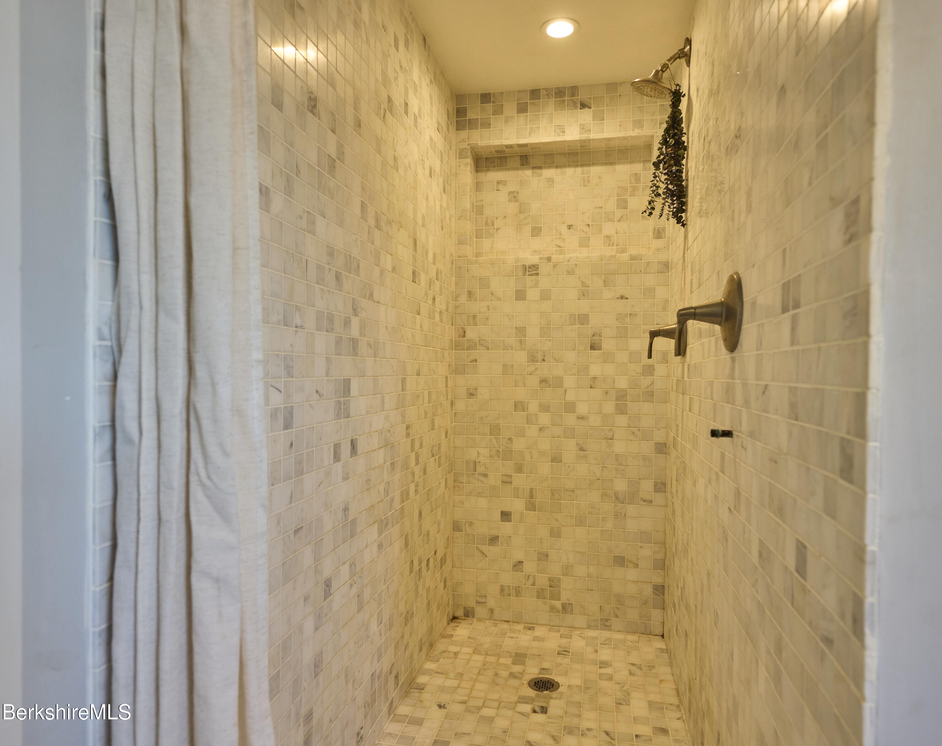 275 E Road Alford, MA 01266 - Photo 16 of 25 Primary shower