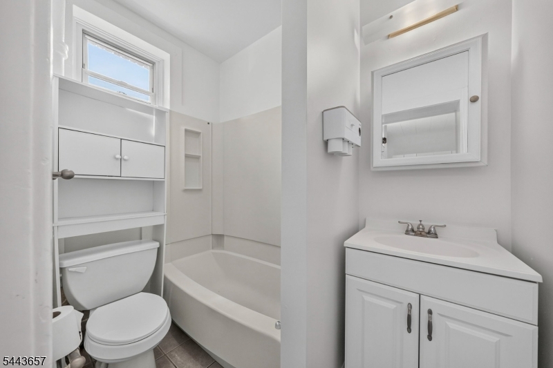 56 West Somerset Street, Unit 1 Raritan, NJ 08869 - Photo 6 of 22