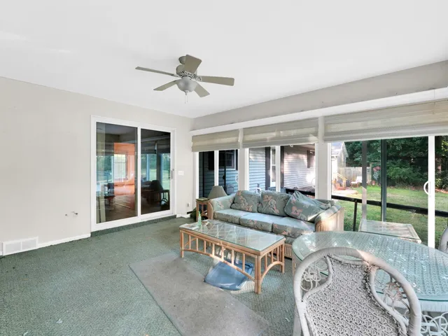 $625,000 | 1405 North English Settlement Avenue, Rochester, WI 53105