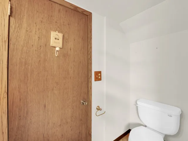 $625,000 | 1405 North English Settlement Avenue, Rochester, WI 53105