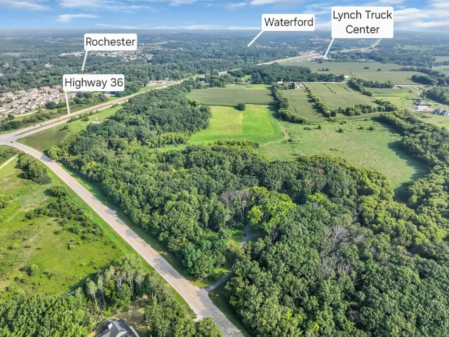 $625,000 | 1405 North English Settlement Avenue, Rochester, WI 53105