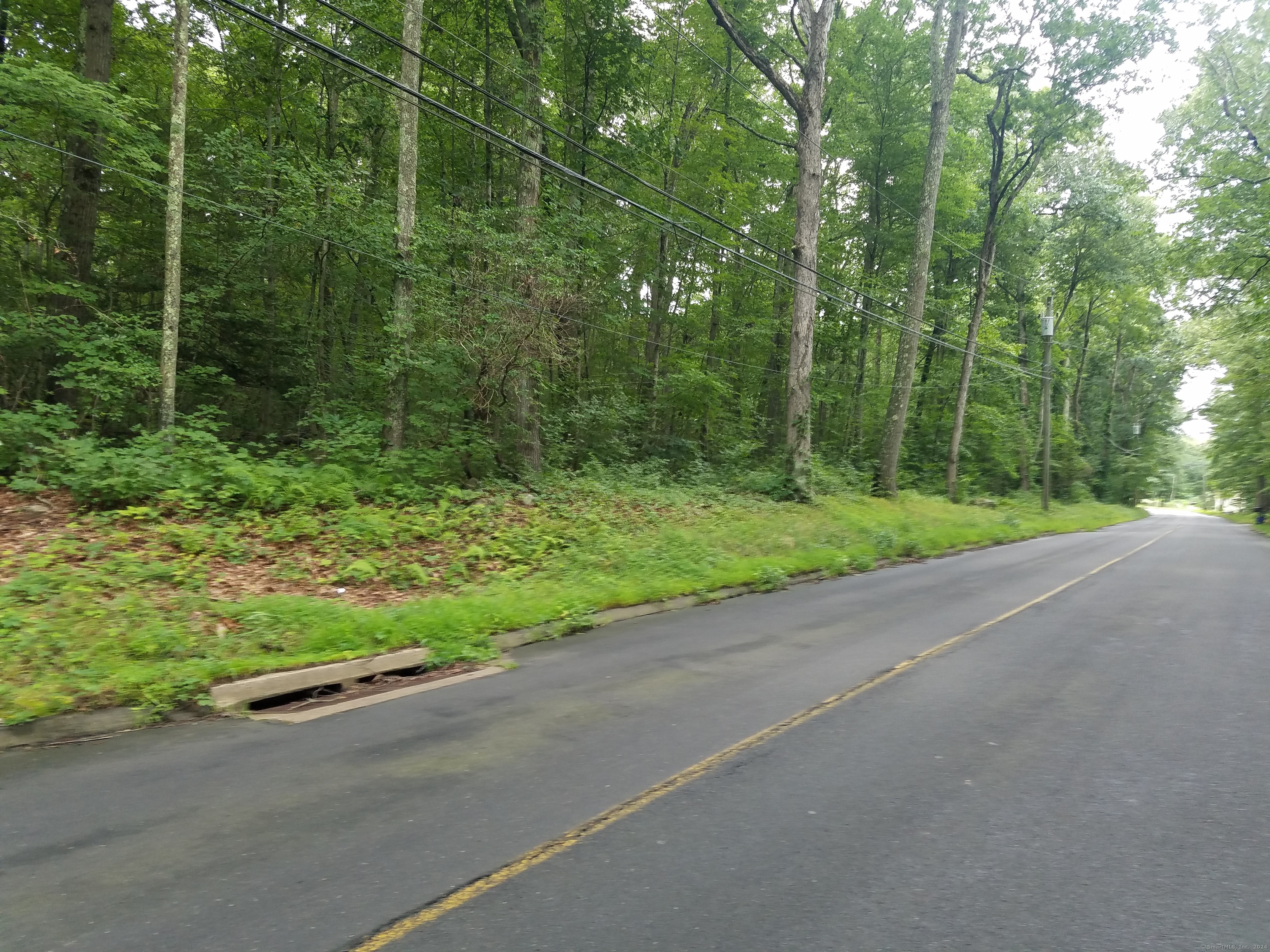 Little City Road Road Higganum, CT 06441 - Photo 1 of 1