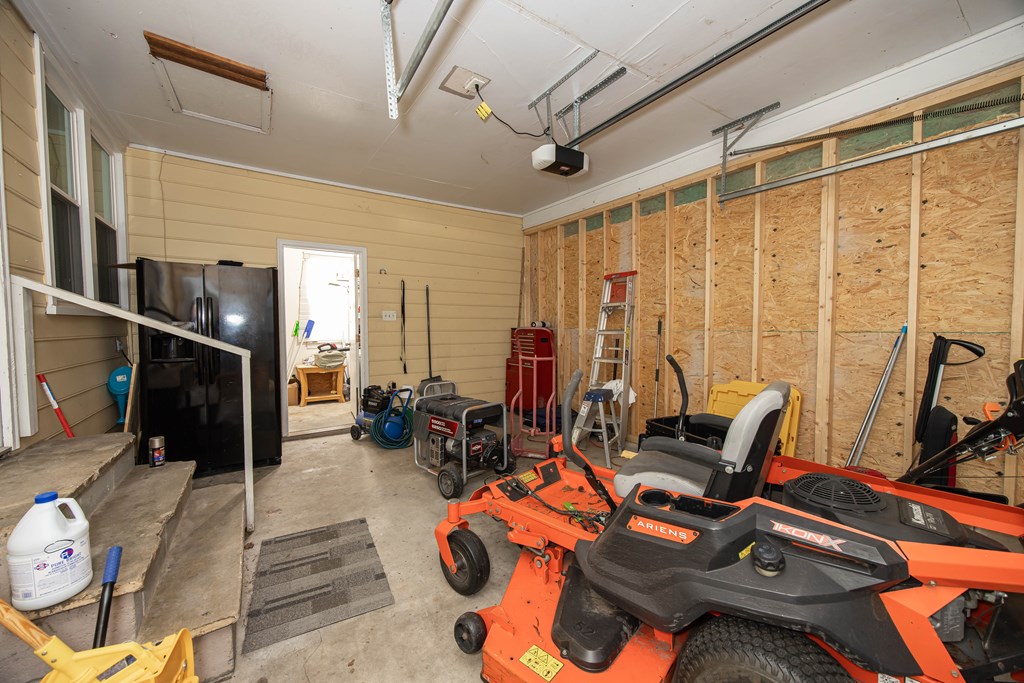 111 East Bon Acre Road Cataula, GA 31804 - Photo 14 of 16 a room with furniture