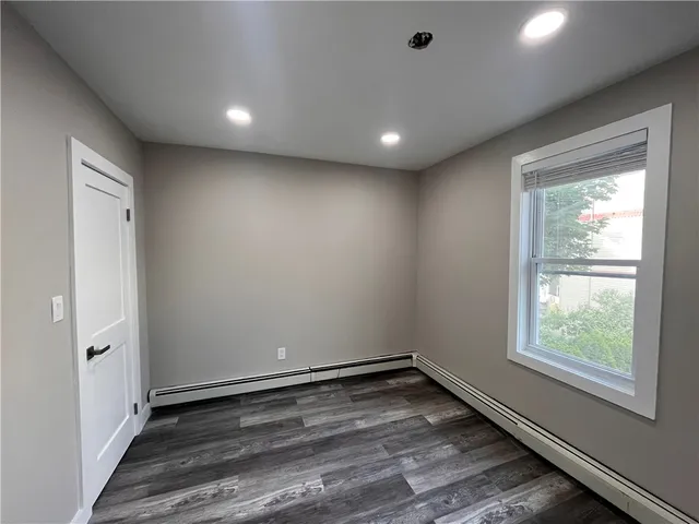 $1,800 | 43 Kenyon Street, Unit 1, Providence, RI 02903