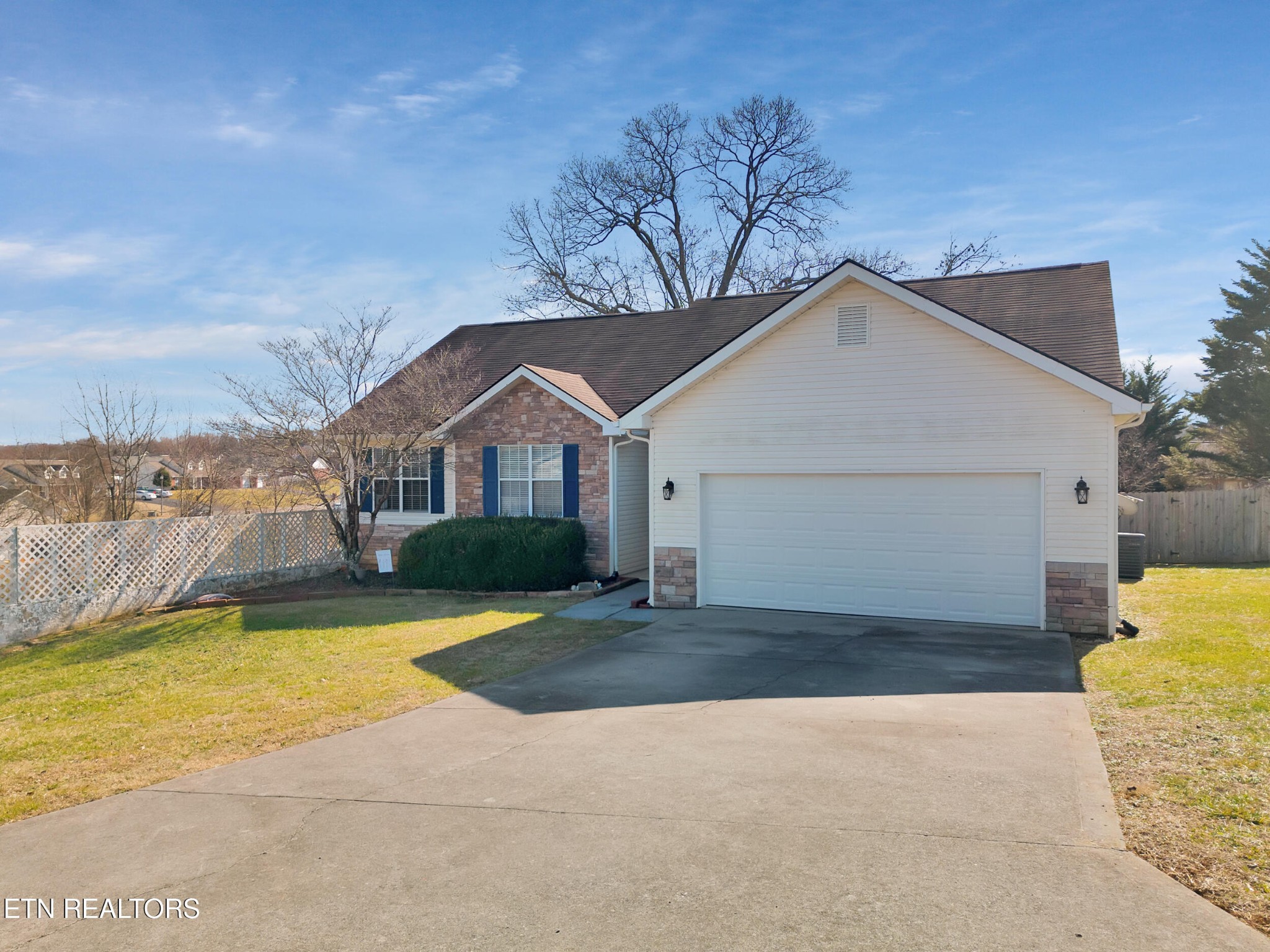 1621 Rivergate Ridge Court Sevierville, TN 37862 - Photo 3 of 53 Gallery Image 3